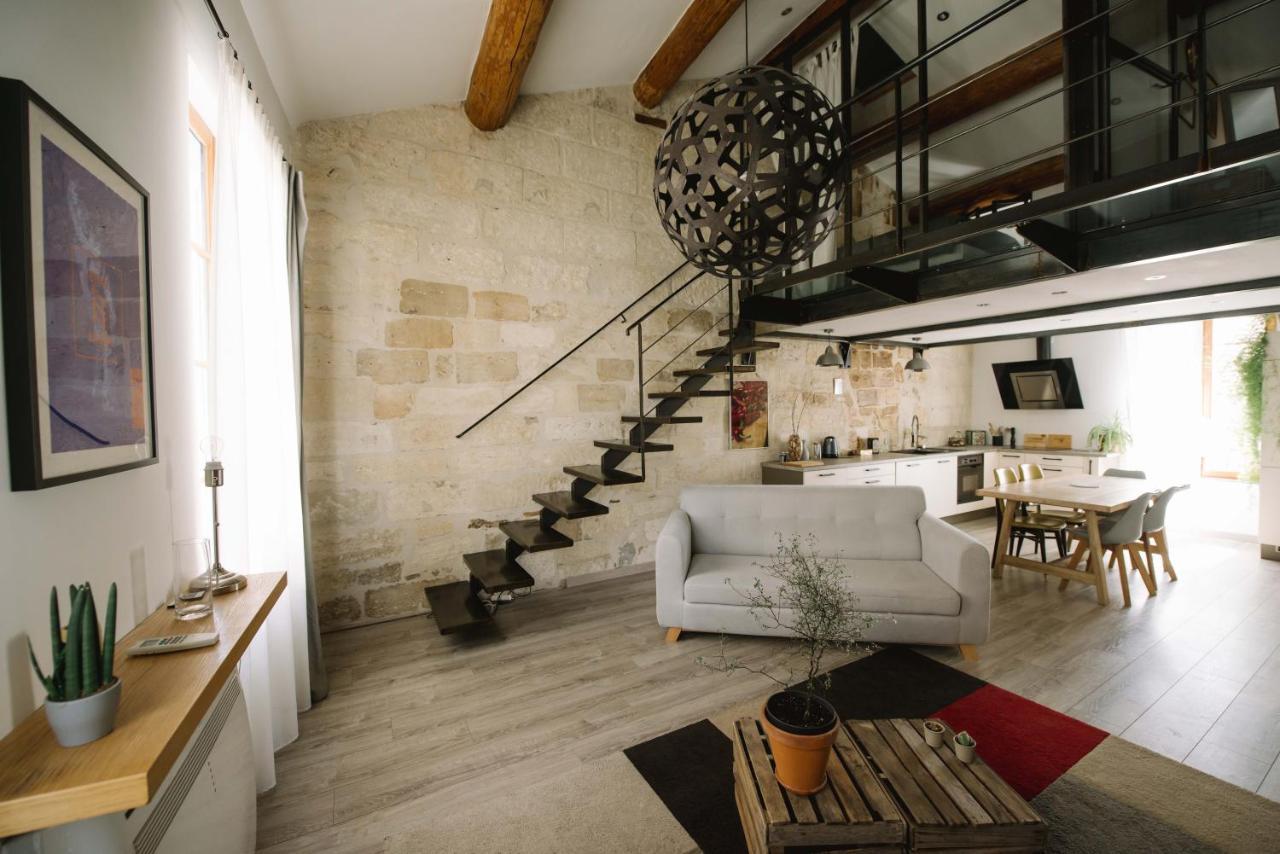 Duplex Climatise Centre Ancien 7Min A Pied Du Palais 6 Couchages Apartment Avignon Bagian luar foto